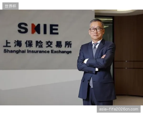 金融保险工具开始介入高额转会合同，标记着俱乐部对球员资产的风险管理进入新阶段